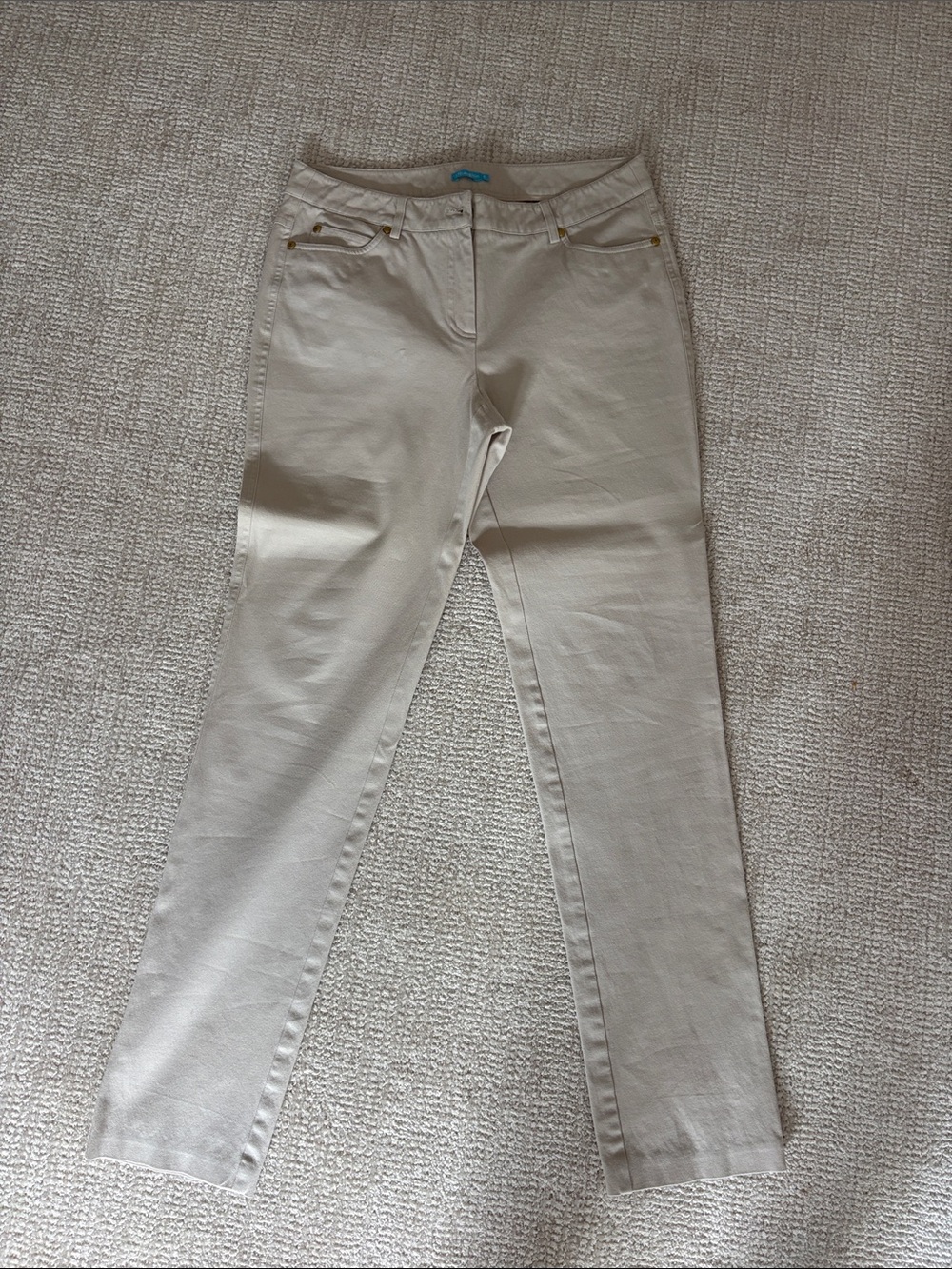 Women’s J McLaughlin Slim Straight Jeans in Beige